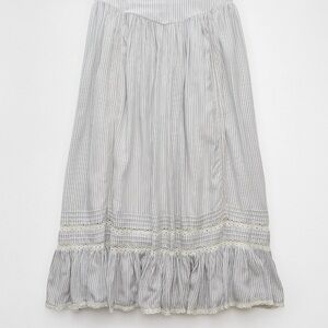 American Eagle High Waisted Ruffle Maxi Skirt